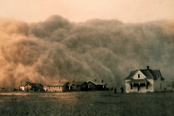 A dust storm approaches Stratford, Texas: George E. Marsh: Public Domain